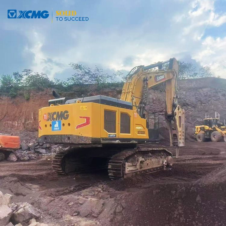 XCMG Used Excavator XE700GK Heavy Duty Construction Machine Low Fuel Consumption