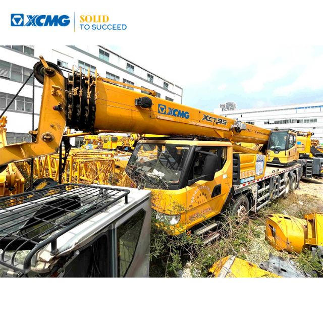 XCMG Official 25 Ton Used Truck Crane XCT25L5 with Genuine Spare Parts and Components