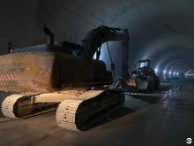 XCMG 21 Ton Used Engineering Construction Machinery Crawler Excavator XE215DA Price