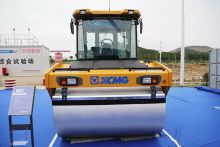 XCMG Used  Road Compactor 13ton XD133 2019 Vibratory Road Roller For Sale