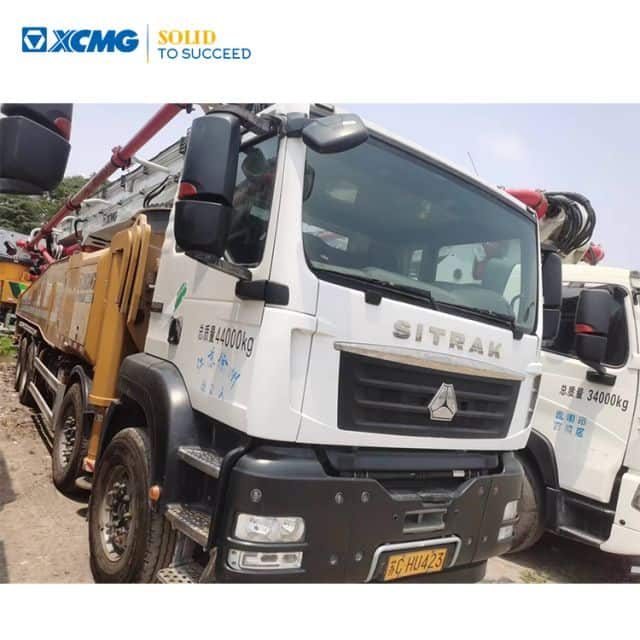 XCMG Official HB62V Concrete Pump Truck 4 Axle 62m Used Hydraulic Concrete Boom Pump Truck