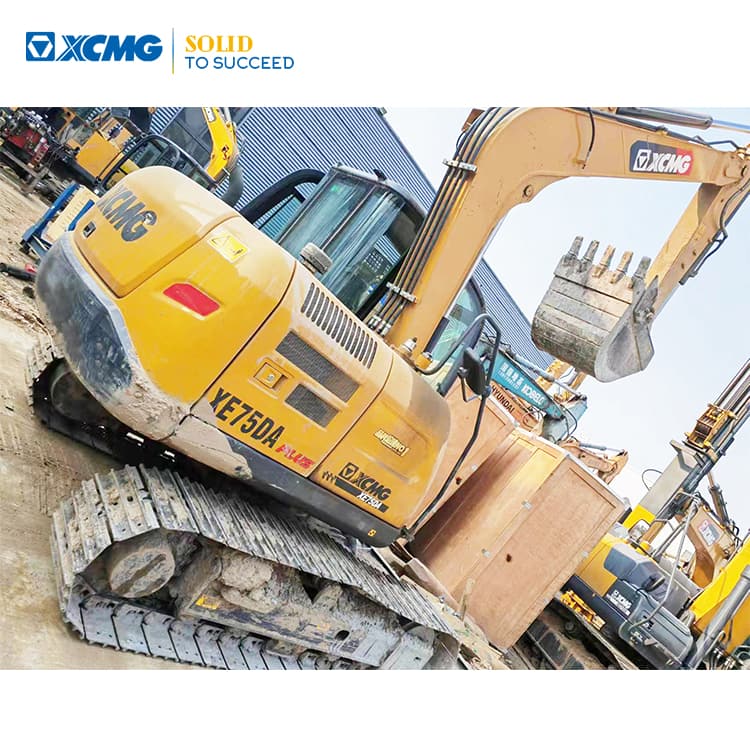 XCMG 22t XE225DK 2021 Used Excavator Machine For Sale