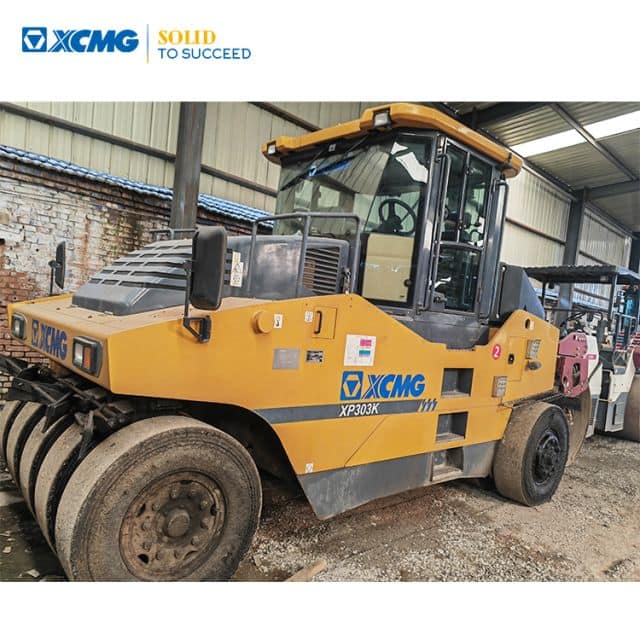 XCMG official 30tons used pneumatic rubber tires vibratory roller XP303K with energy-saving engine