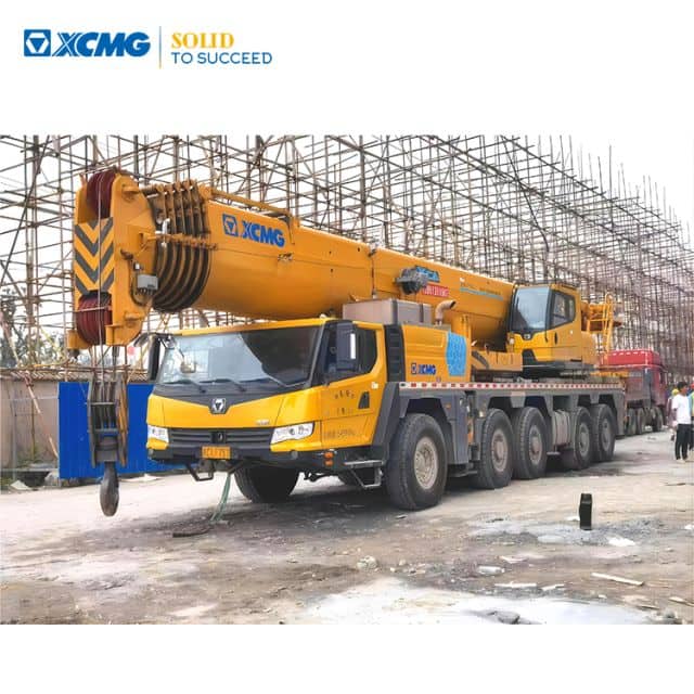 XCMG Official Used All terrain crane XCA130L7 pickup truck crane For Sale