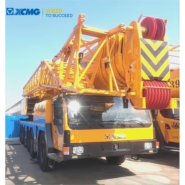XCMG Official all terrain crane QAY200 used boom truck crane for sale