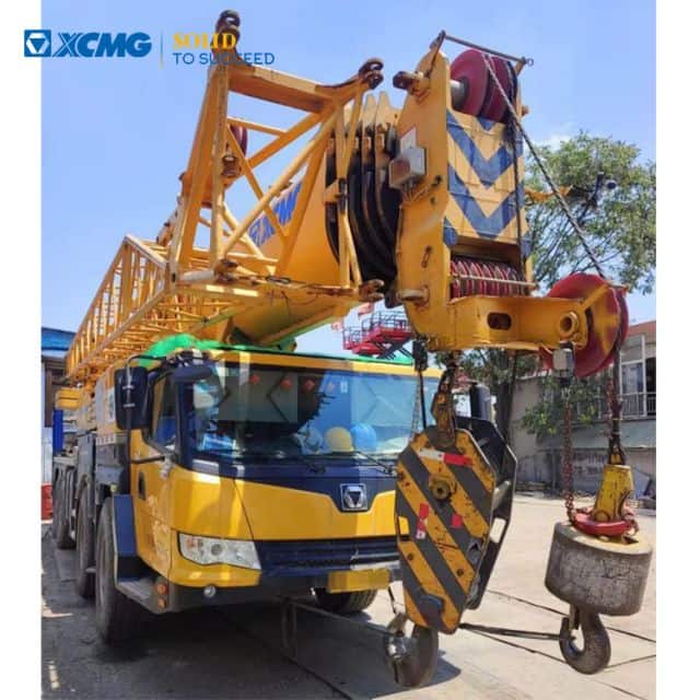 XCMG official used truck crane telescopic180 ton XCA180L8  all terrain crane