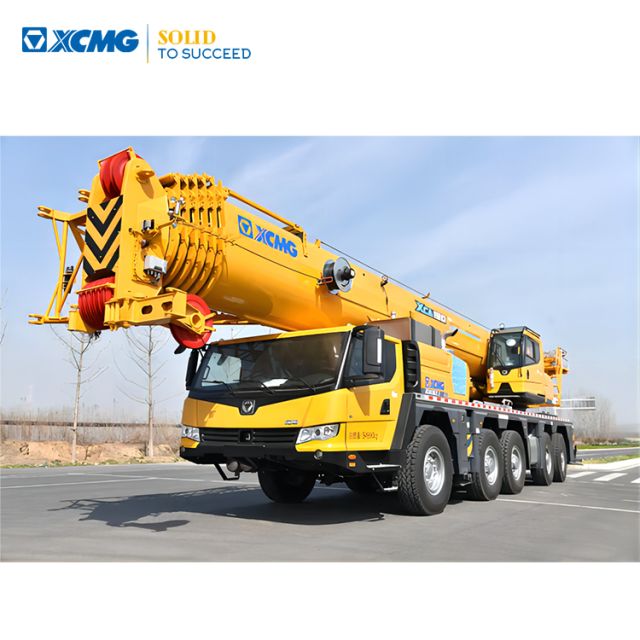 XCMG Official secondhand All Terrain Truck Crane XCA130L7 truck crane for sale