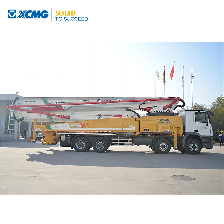 XCMG Official HB62V 62m Used Mobile Concrete Pump Truck for Sale