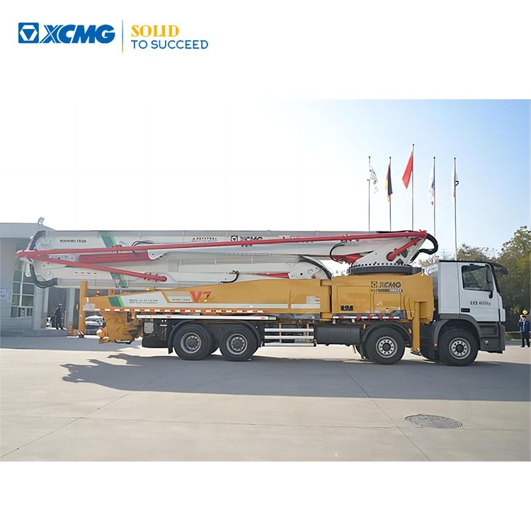 XCMG Official HB62V 62m Used Mobile Concrete Pump Truck for Sale