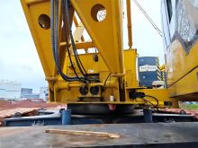 XCMG Official Used 180 ton Crawler Crane XGC180 for sale