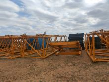 XCMG official 2016 year second hand Crawler Crane XGC500 for sale