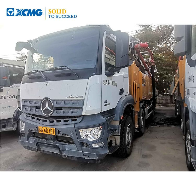 XCMG Official 62m Truck Mounted Concrete Pump Mobile Concrete Truck Pump HB62V Price