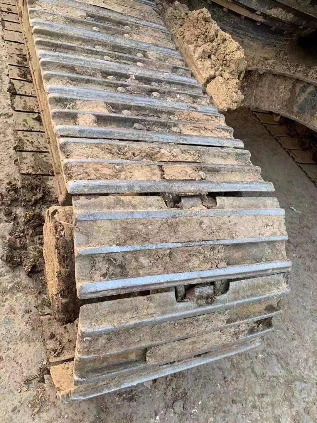 Hitachi ZX200-3 20 ton used crawler excavator with high