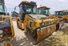 XCMG Factory Second Hand XD133S 13Ton Double Drum Road Roller Price for Sale