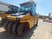 XCMG Factory Used Road Equipment Rubber Tire Road Roller XP305SIV Hot Sale