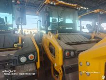 XCMG Factory Second Hand Road Machinery Hydraulic Vibratory Compactor roller XD135TIV Price