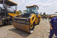 XCMG Official Second Hand Ground Compactor Vibratory Road Roller XD135TIV Hot Sale