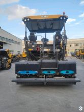 XCMG Factory Used Road Construction Machinery Asphalt Paving Machine RP905IV for Sale