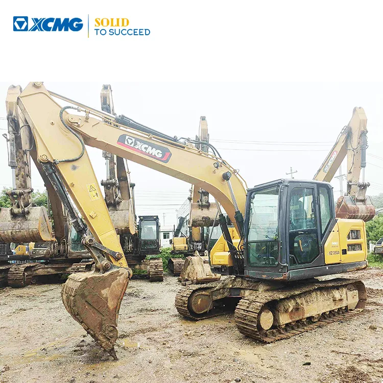 XCMG Factory Used Digger Earthmoving Machinery Used Excavator XE135GA Price