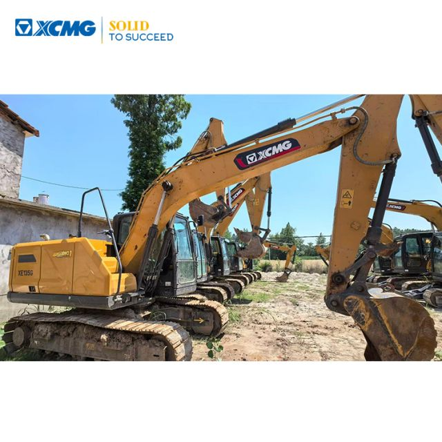 XCMG Official Second Hand Earthmoving Equipment 13.5 Ton Crawler Digger Excavator XE135G Price