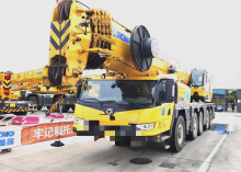 XCMG used xcmg truck crane all terrain crane 180 ton XCA180 hydraulic arm crane for trucks