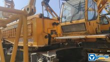 XCMG 2013 Year Second Hand Crawler Crane XGC130 for Sale