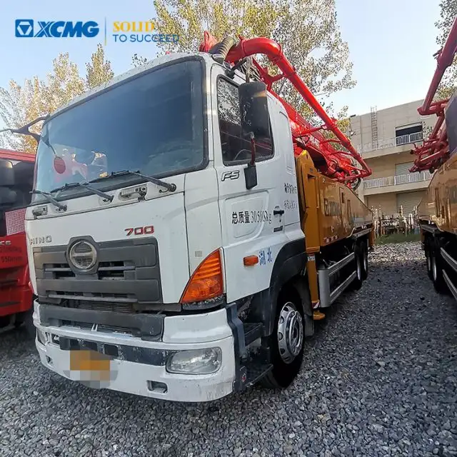 XCMG Second Hand HB48K Used Concrete Pumping Trucks Concrete Pump Boom For Sale