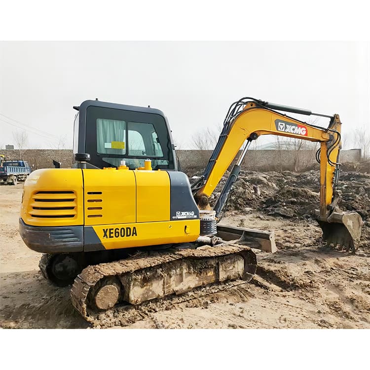 XCMG XE60DA  2020 Used Small Excavator Mini Excavator Tracks Price  For Sale