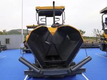 XCMG Used RP505 small crawler pavers laying machine asphalt road paver 5m width asphalt paver