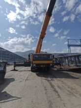 XCMG 2012 year used crane trucks QAY240 for sale