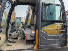 XCMG 22t XE225DK 2021 Used Excavator Machine For Sale