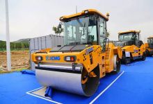 XCMG 12 Ton double drum vibration used road roller machine XD123 for sale