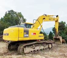 Komatsu Used pc200-7 crawler excavator machine price for sale