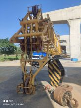 XCMG Official Secondhand 200 Tons Mobile Jib Crawler Crane XGC200 Hot Sale
