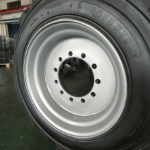 Haulotte Ha260px Boom Lift Foam Filled Tire 385/65D22.5 OTR Outrigger Tire 385 65-22.5