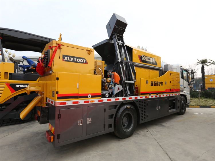 徐工集团XLY100TA沥青路面修补设备