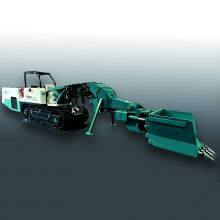 Coal mine crushing and loading underfloor machine