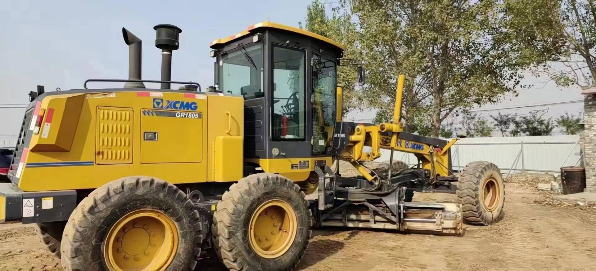 Used XCMG GR1805 grader