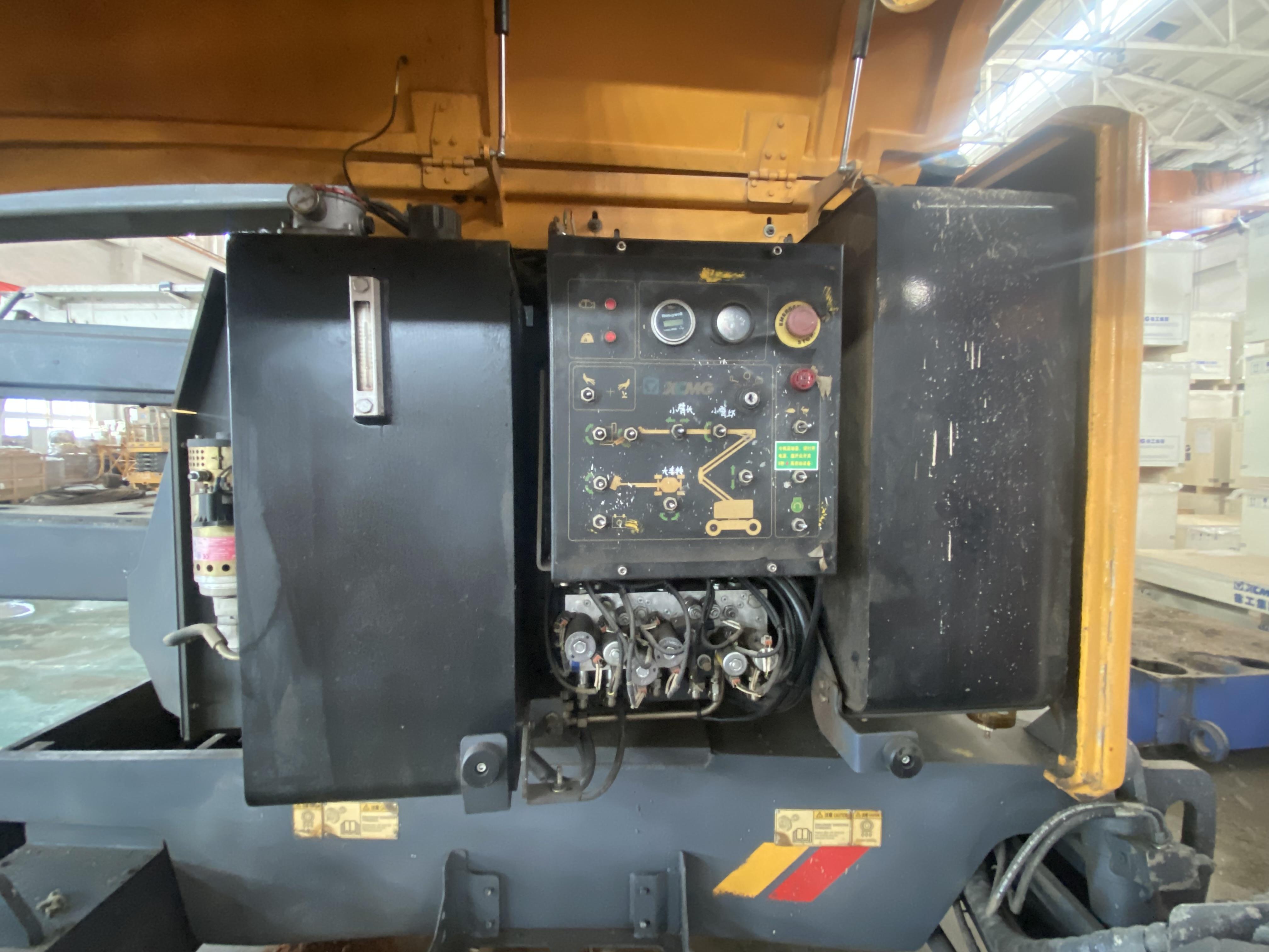 XCMG used articulated boom lift GTBZ14