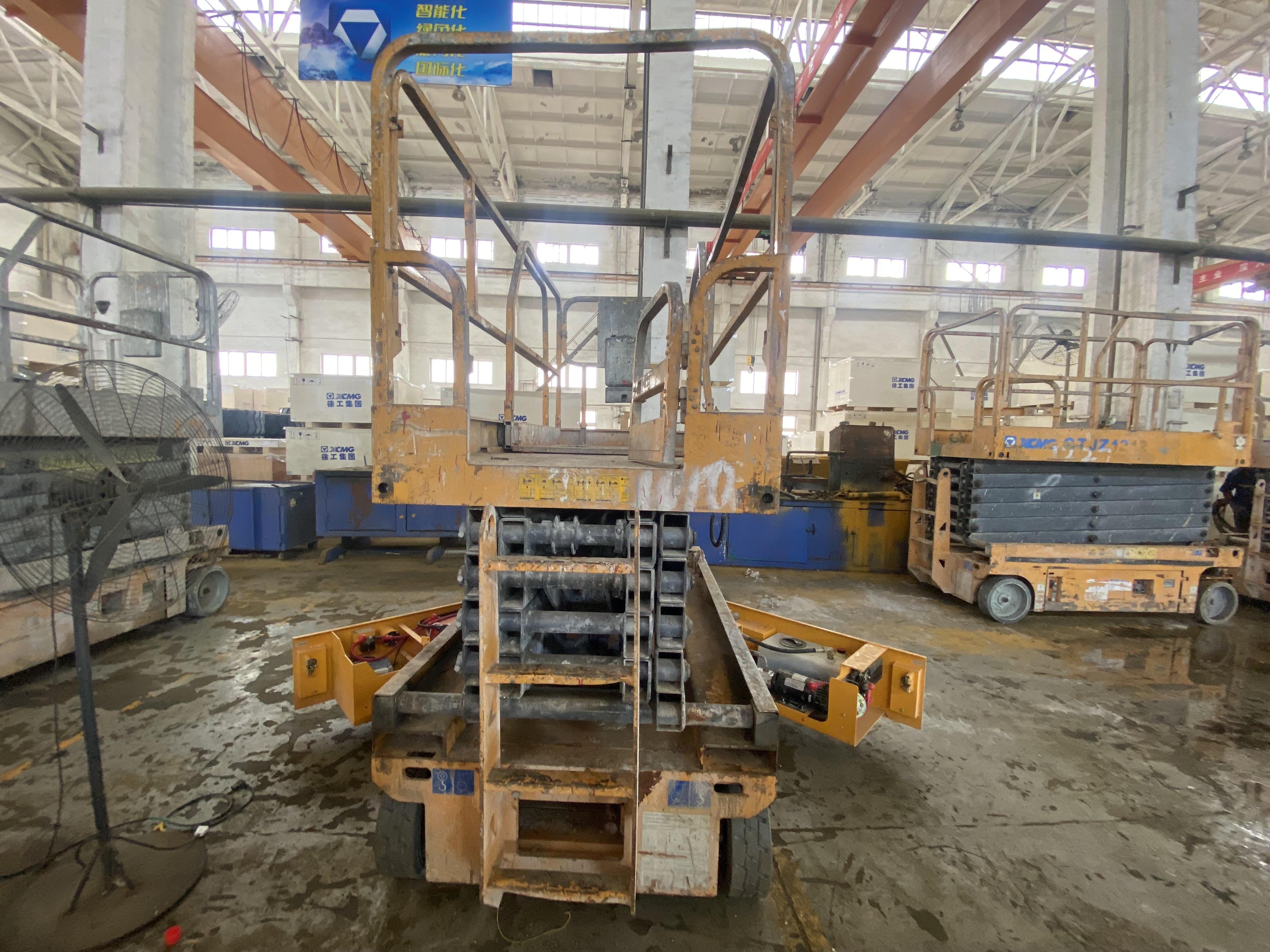 XCMG used aerial work platforms GTJZ1012