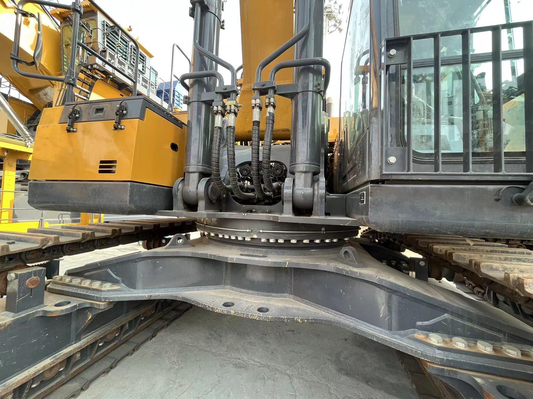 XCMG used Hydraulic Crawler Excavator XE700DA