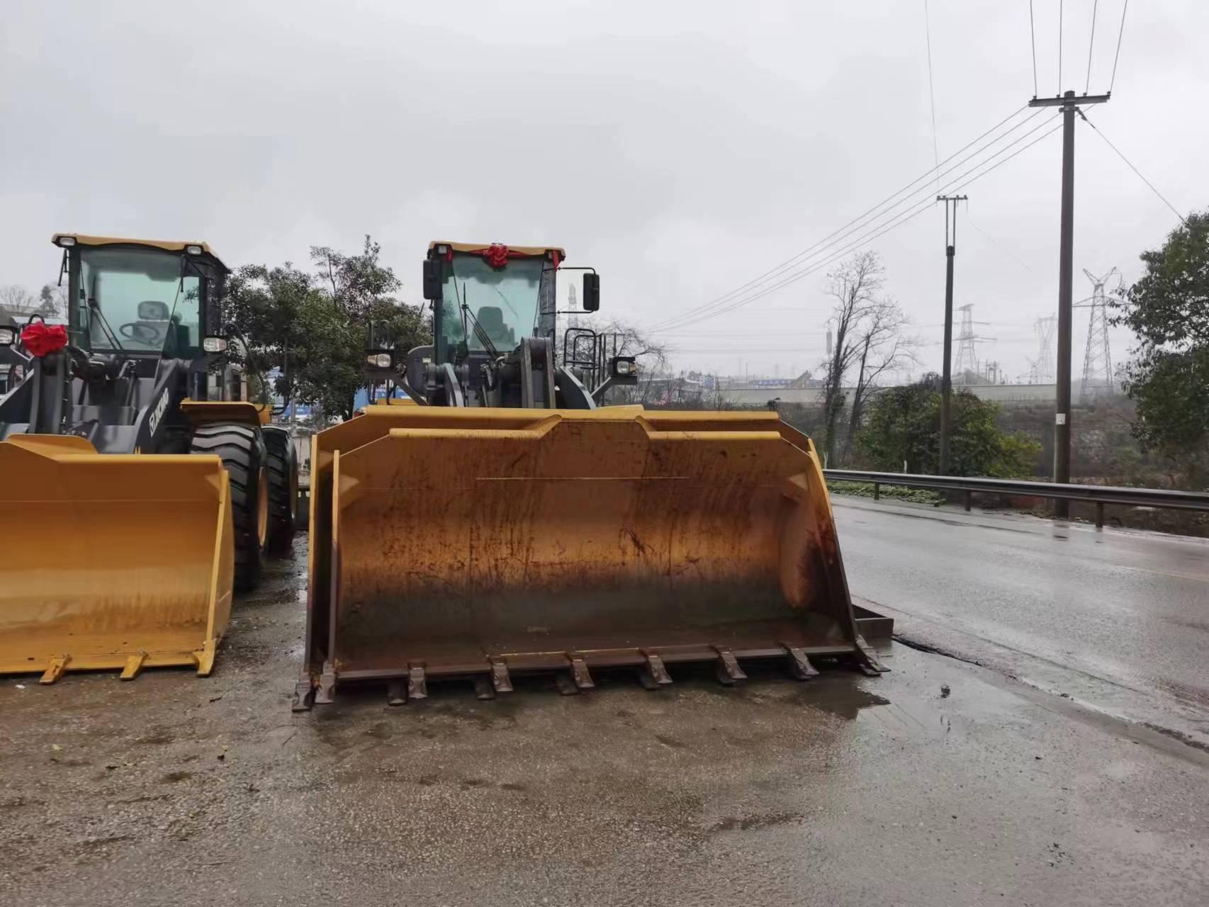 XCMG Used 7 Ton Wheel Loader LW700FV