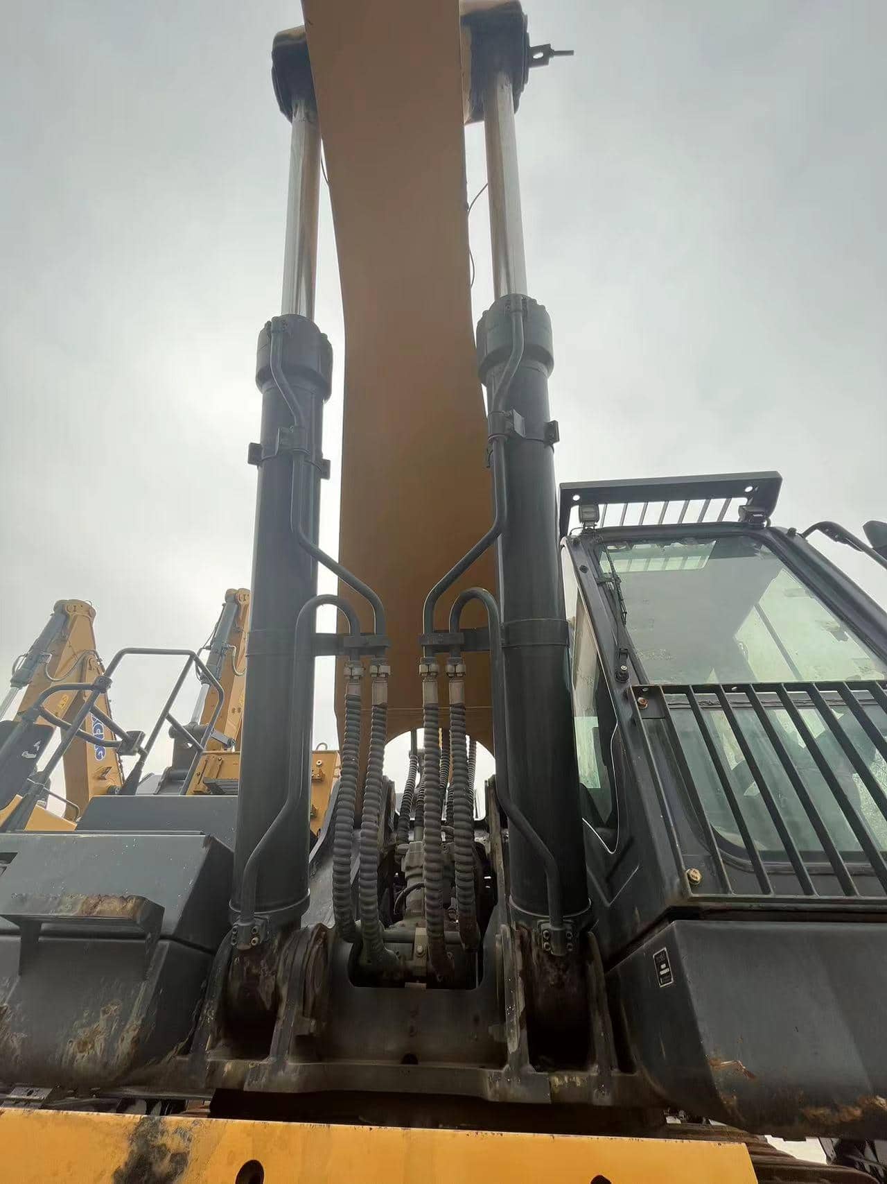 XCMG hydraulic used mining Crawler Excavator XE900D