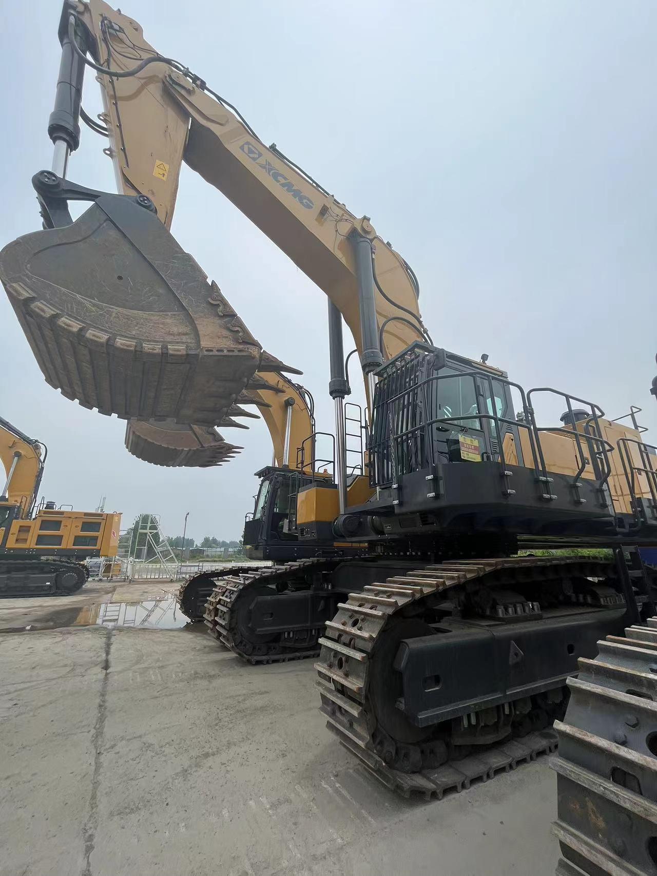 XCMG used Mining Excavator XE950GA