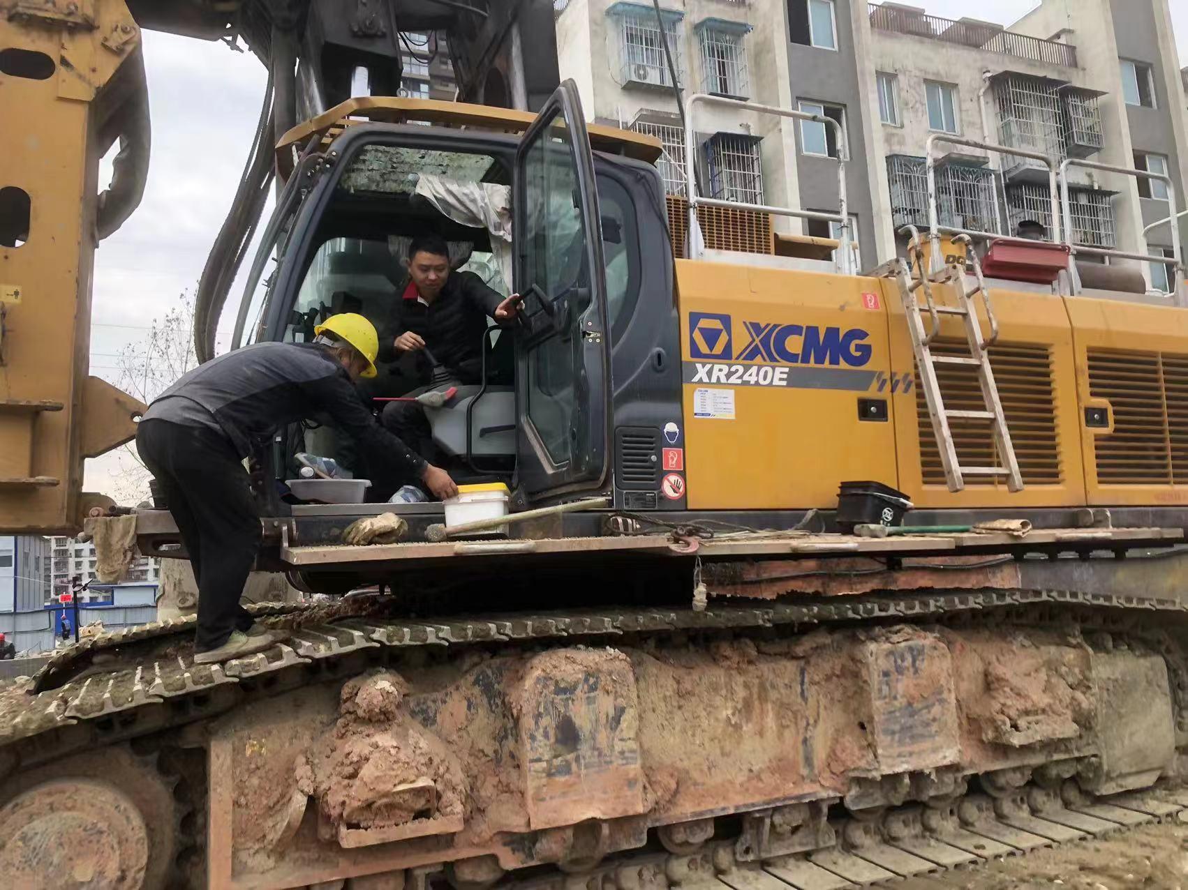 XCMG Second Hand Rotary Drilling Rig XR240E for sale