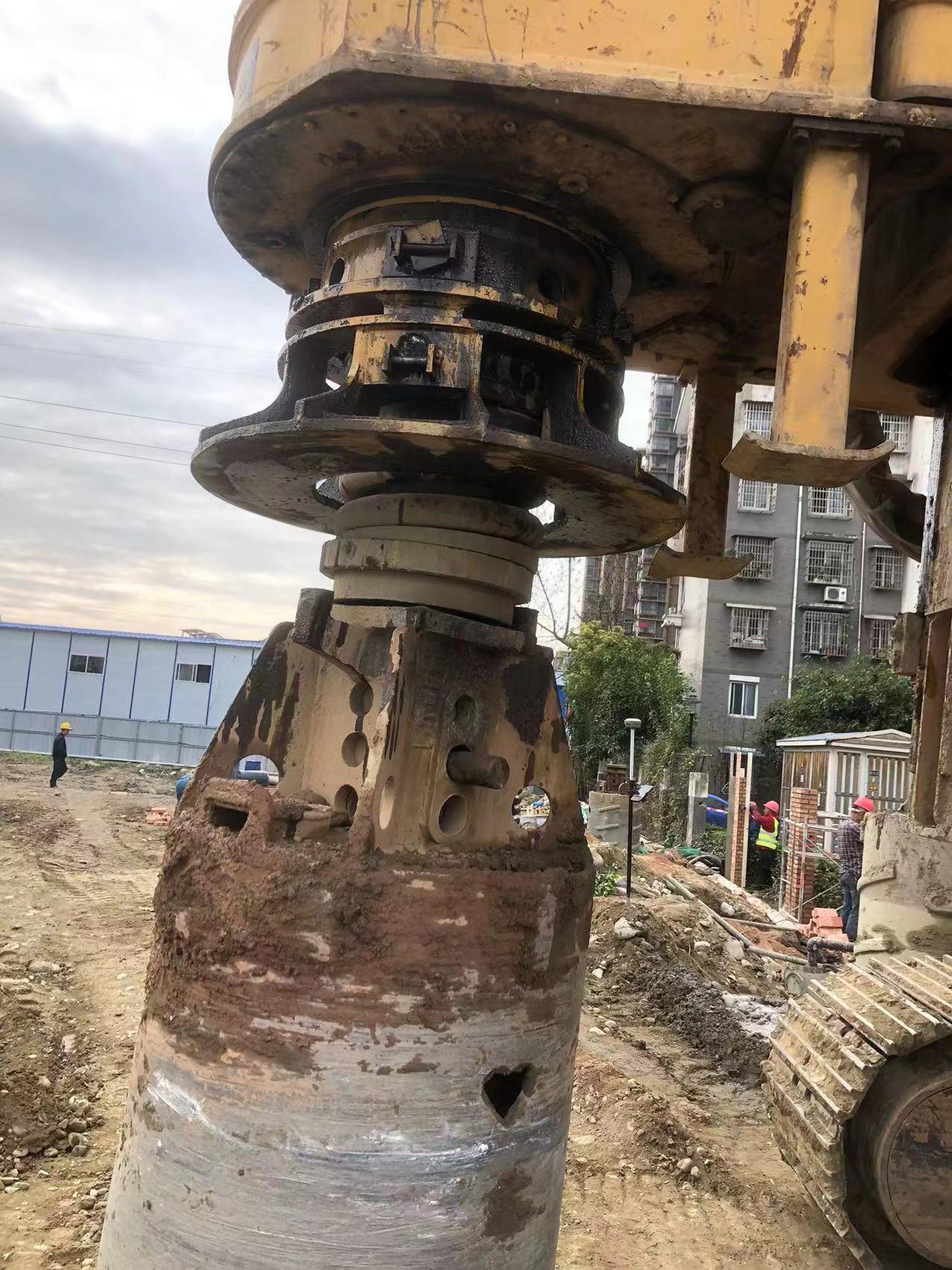 XCMG Second Hand Rotary Drilling Rig XR240E for sale