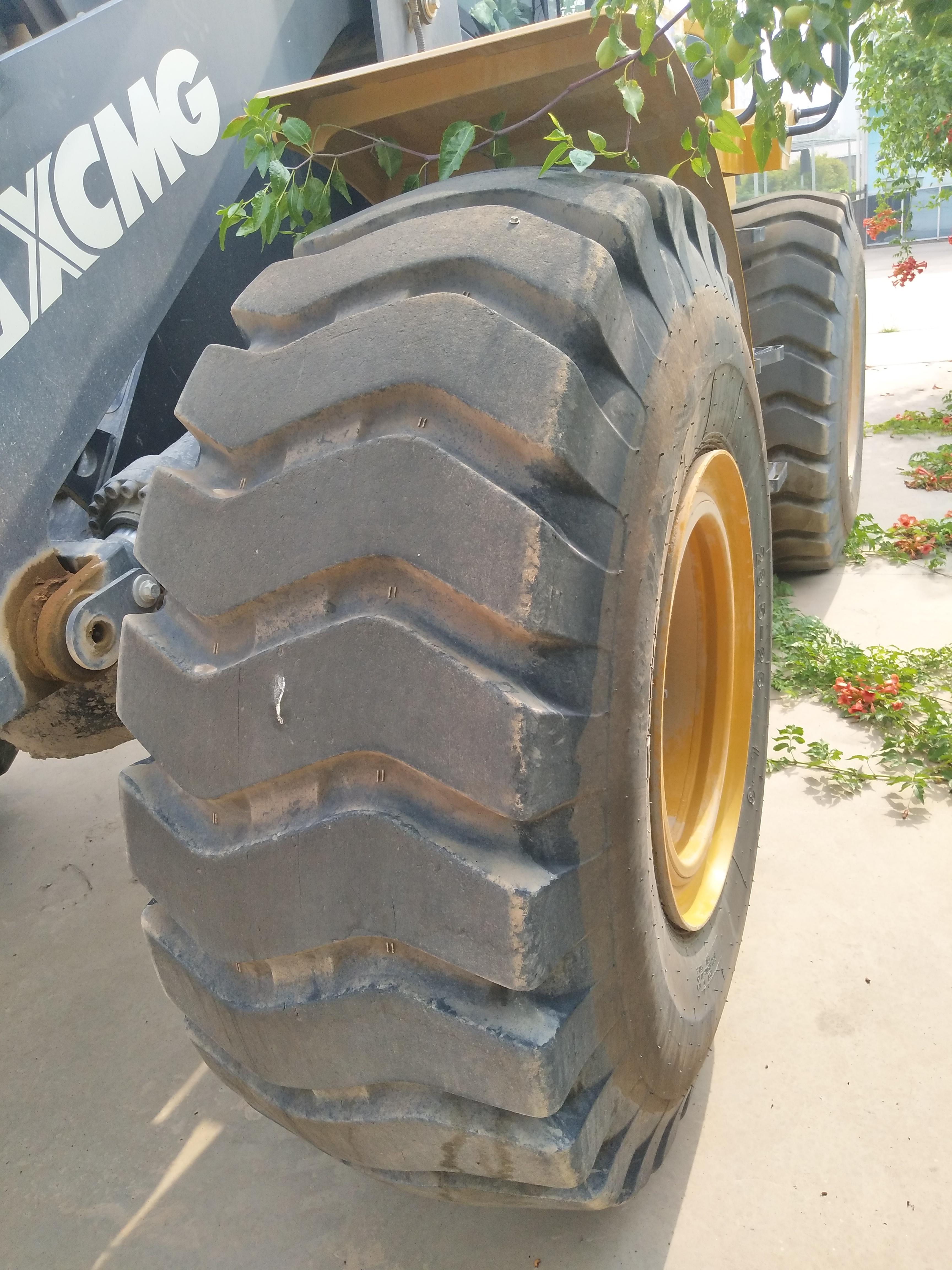 XCMG LW500FV wheel loader