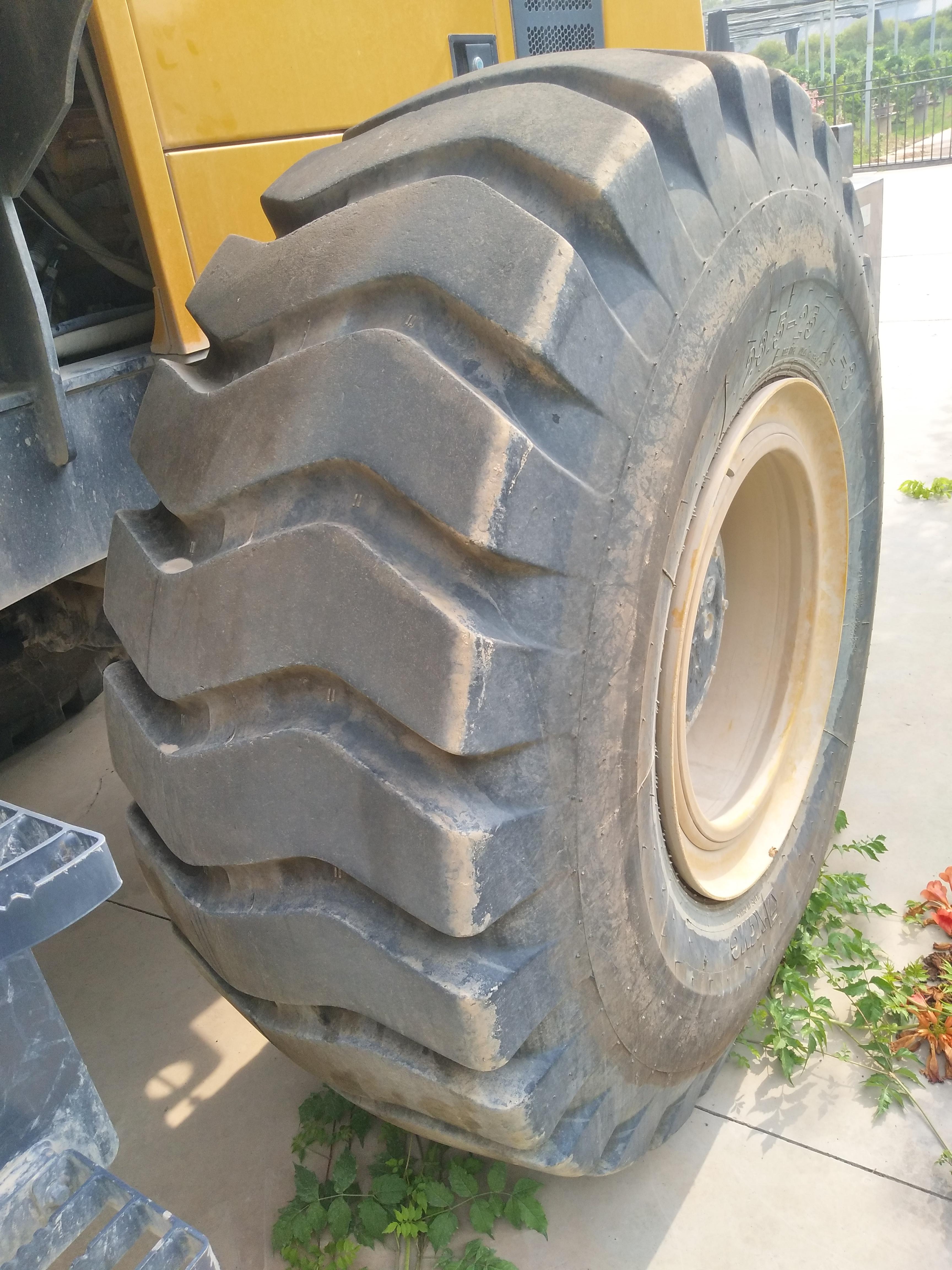 XCMG LW500FV wheel loader