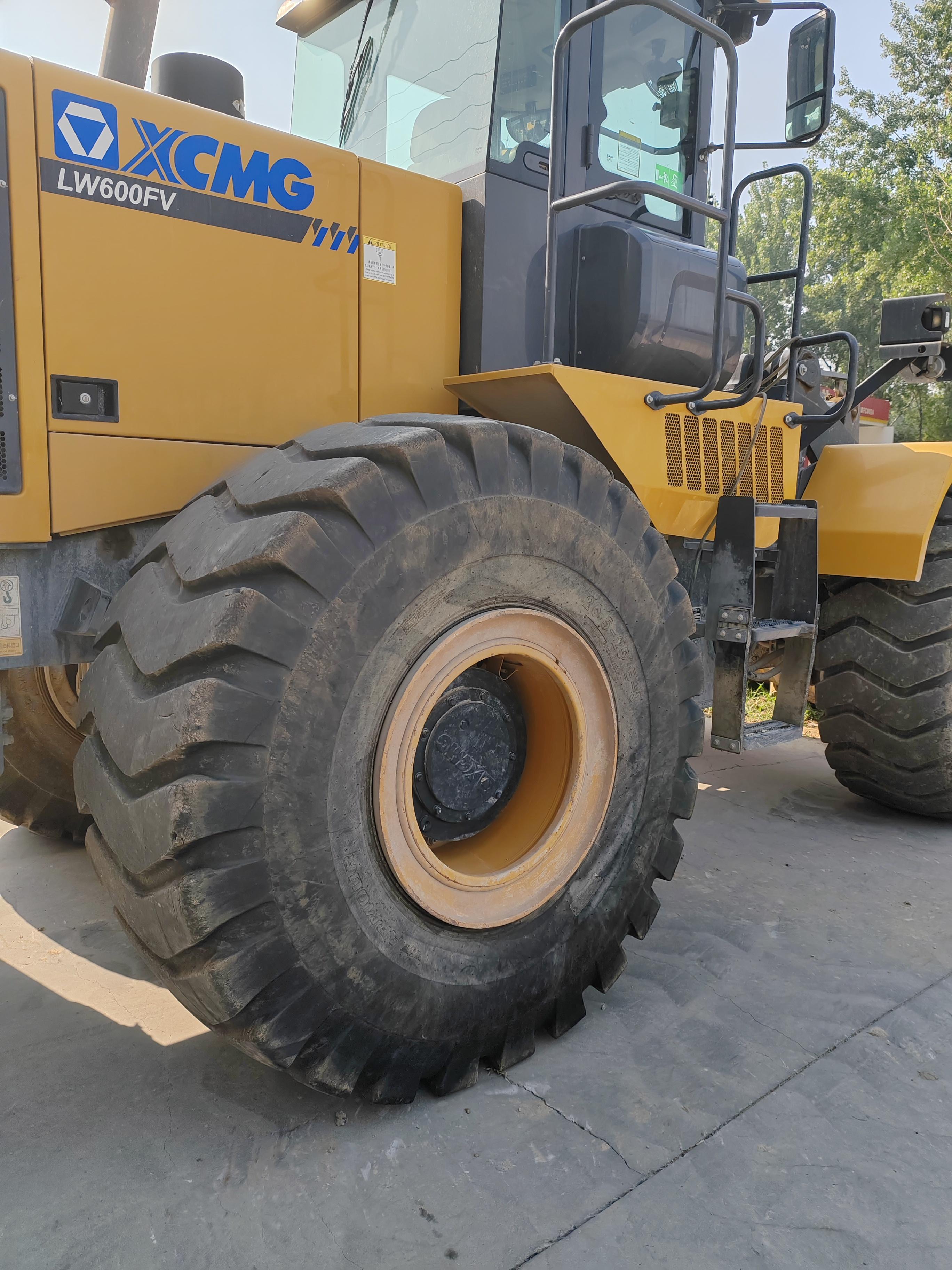 XCMG Used 6 Ton Froont Wheel Loader LW600FV