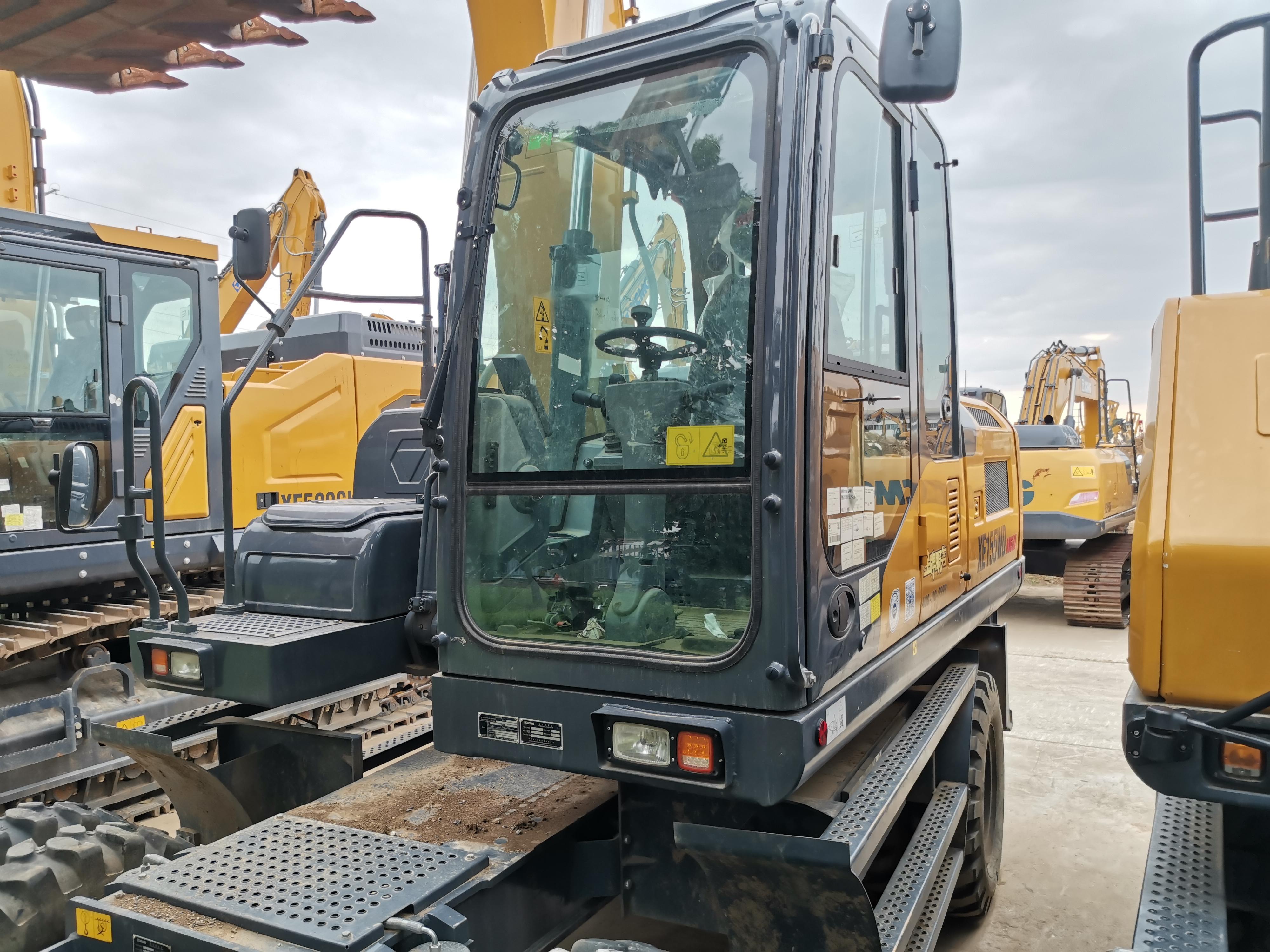 XCMG used crawler excavator XE155WD